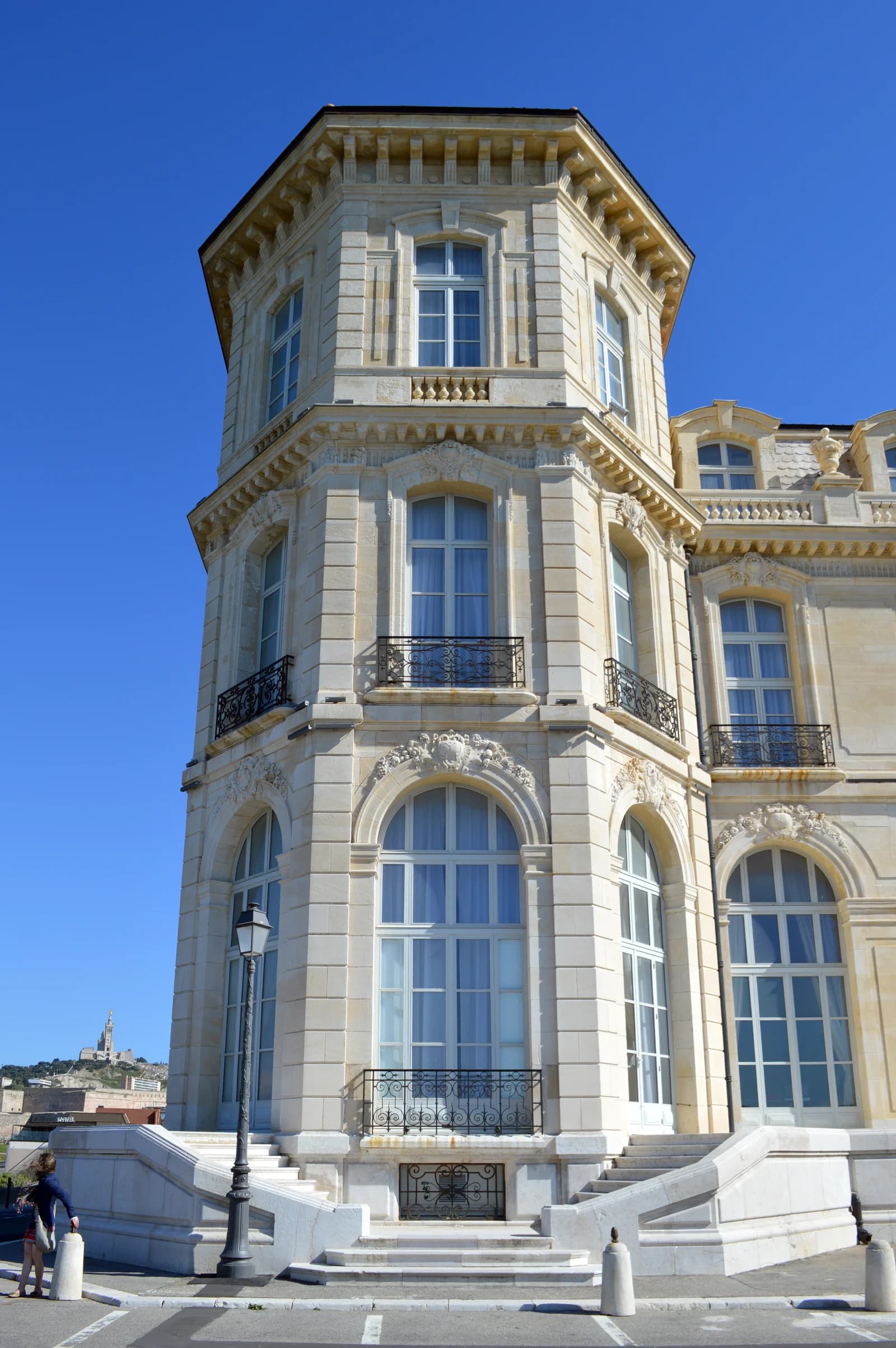 Aix-Marseille University campus cover