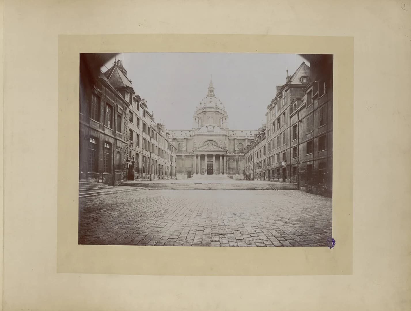 Sorbonne Université campus cover