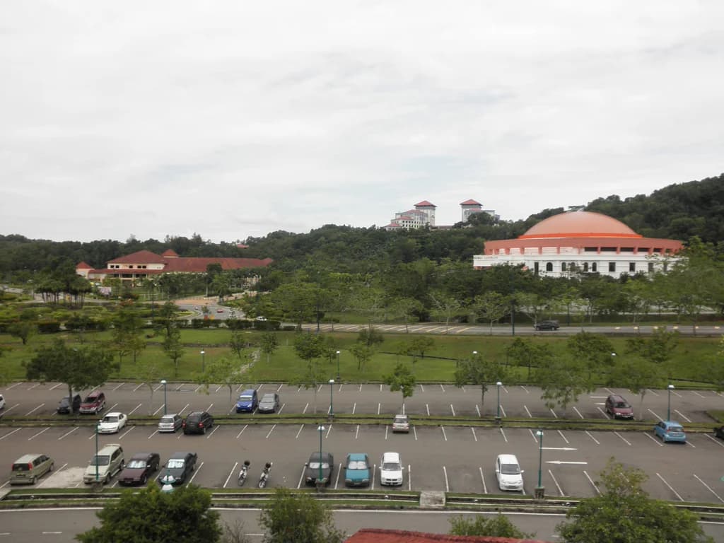Universiti Malaysia Sabah (UMS) campus cover