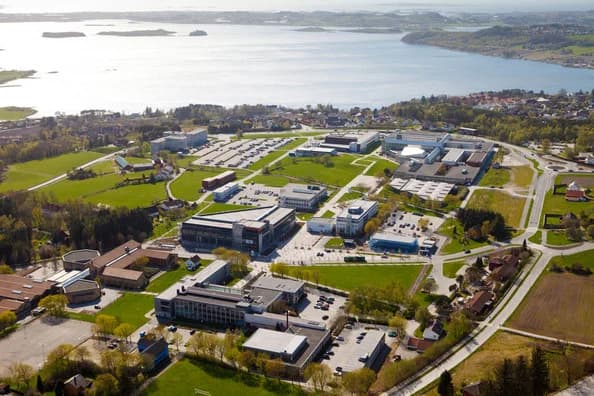 University of Stavanger campus cover